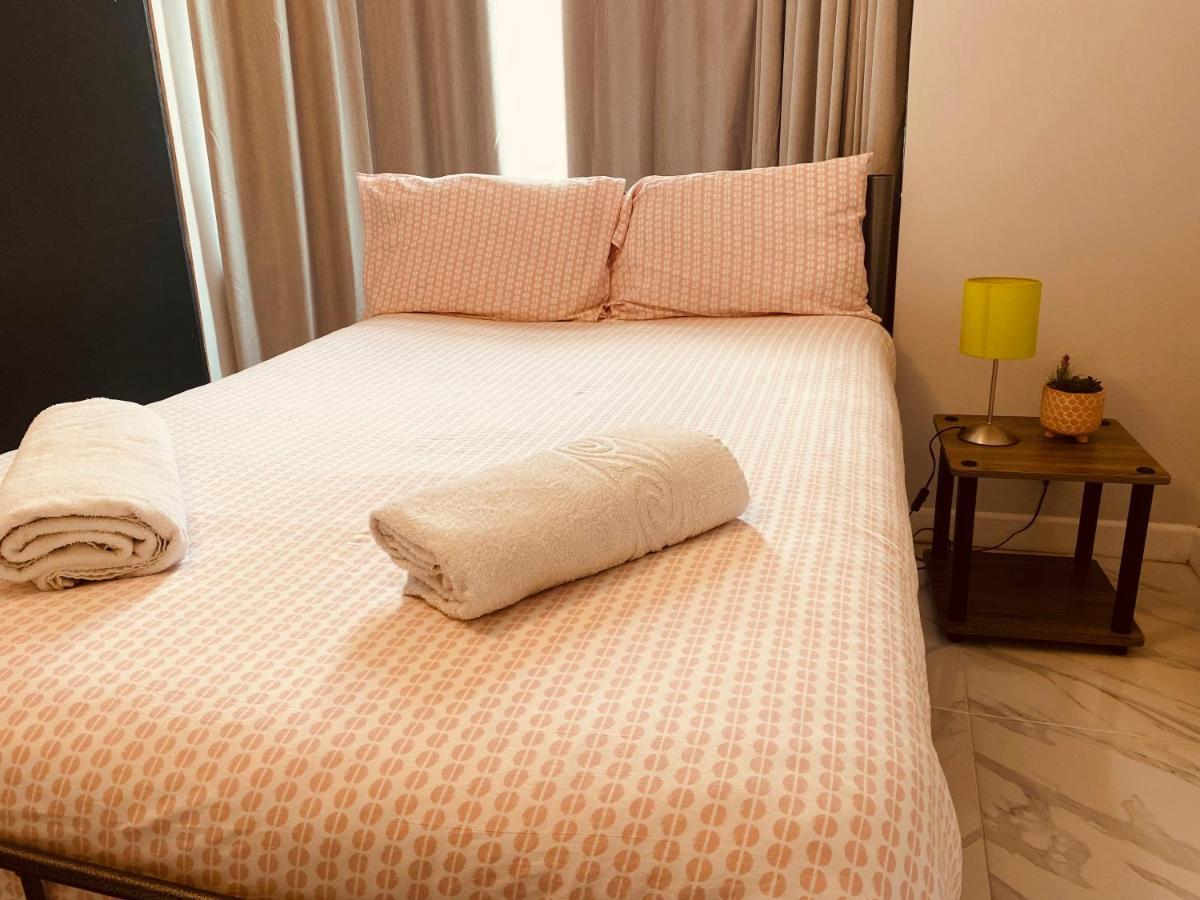 1 Studio Room Near Central Лондон Экстерьер фото